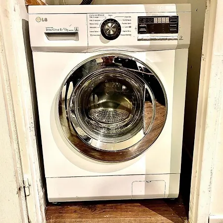 *fontaine Moussue*hyper Centre*t2 Standing* Apartment *